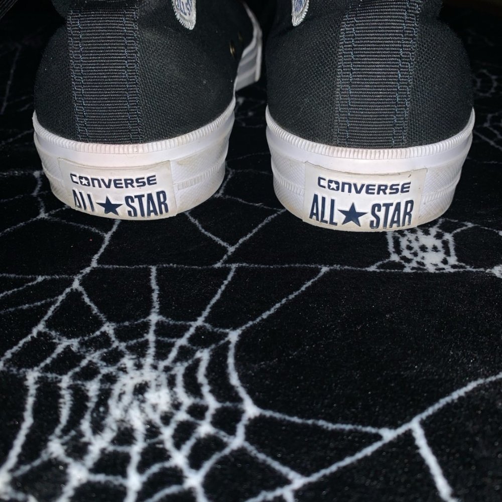 Converse Chuck Taylor 2! - Picture 2 of 4